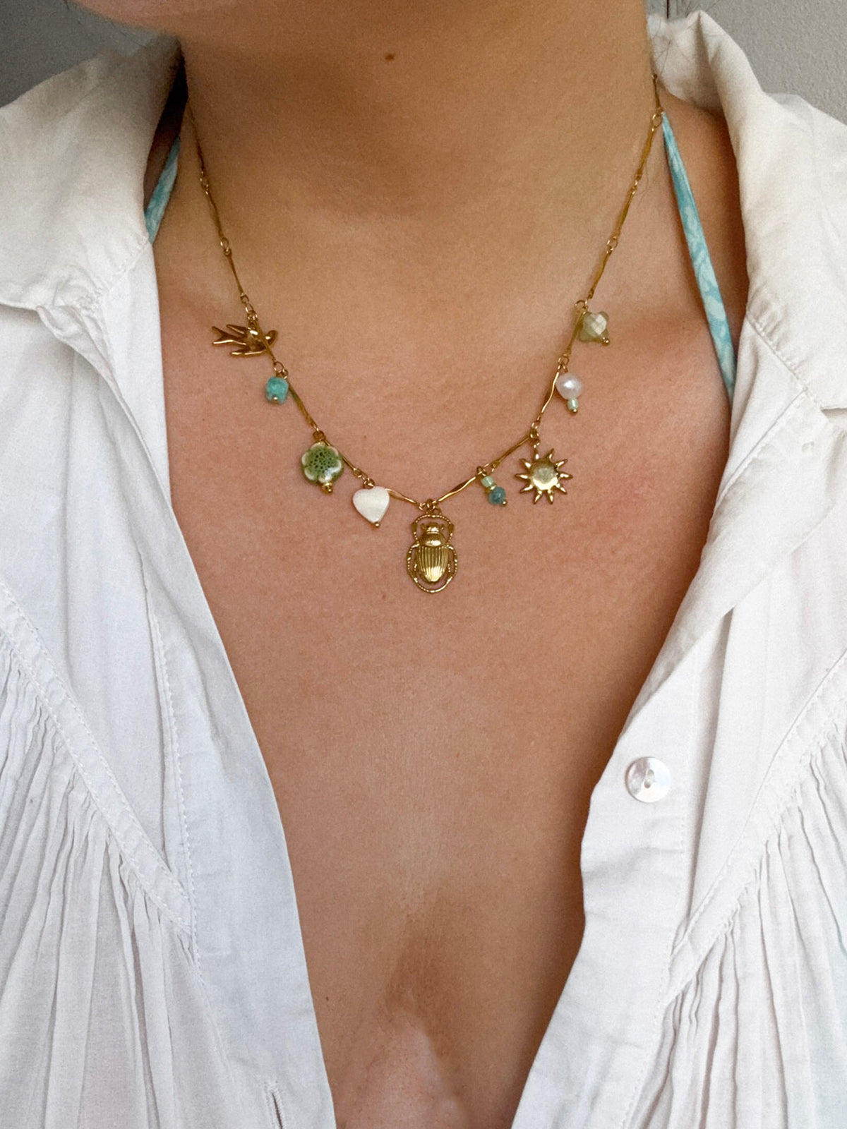 BEETLE - collier multicharms vert